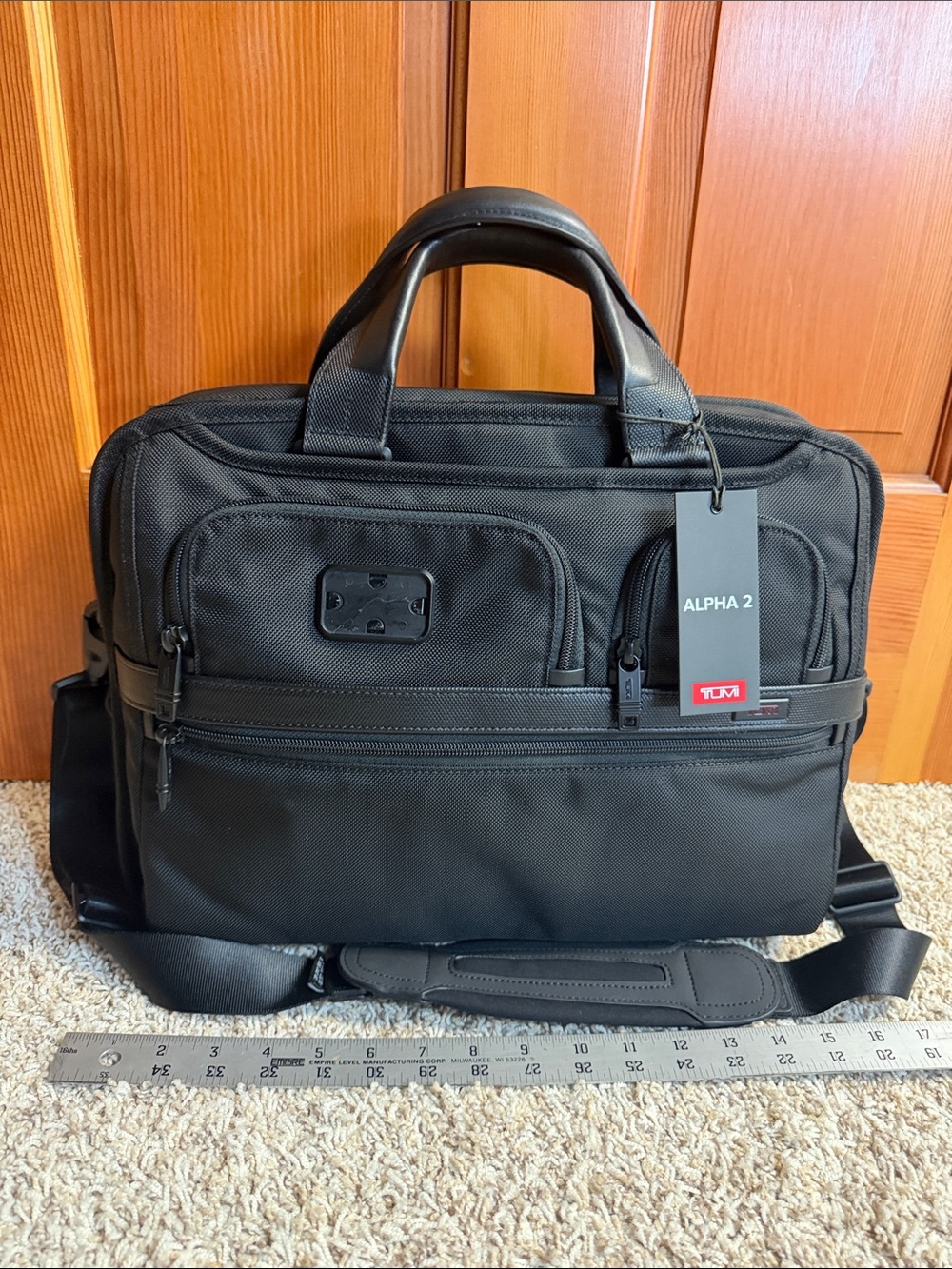 NWT TUMI Alpha 2 T-Pass Laptop Slim Briefcase